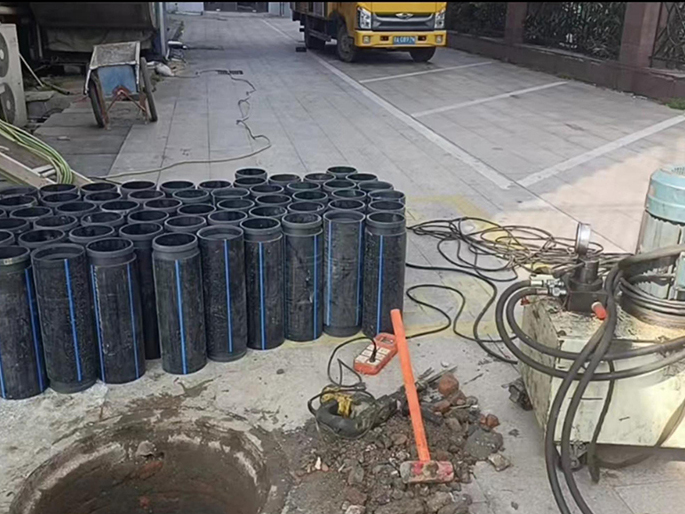 游仙PE置换管厂家 DN315置换管 非开挖管短管置换